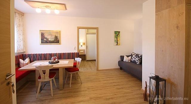 Apartment Schneeberger Stummerberg Camera foto